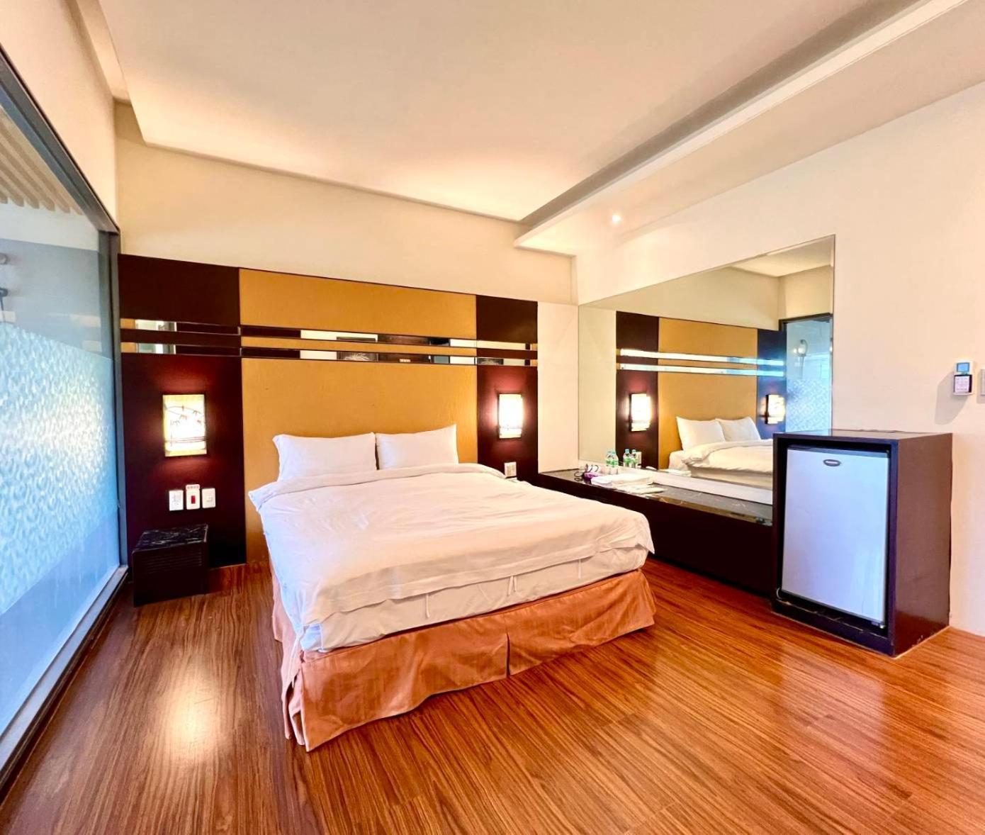 Wulai Sunglyu Hot Spring Resort Buitenkant foto
