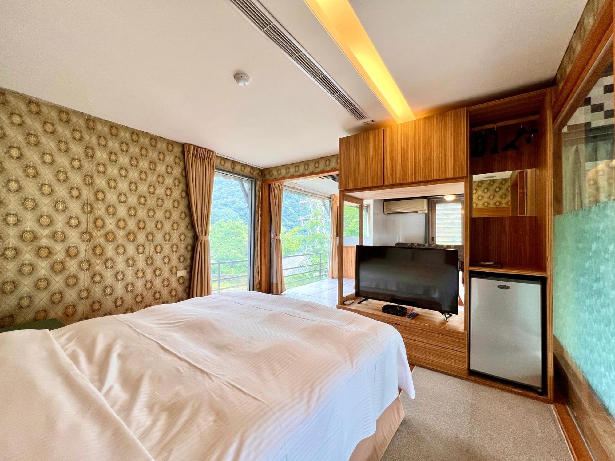 Wulai Sunglyu Hot Spring Resort Buitenkant foto